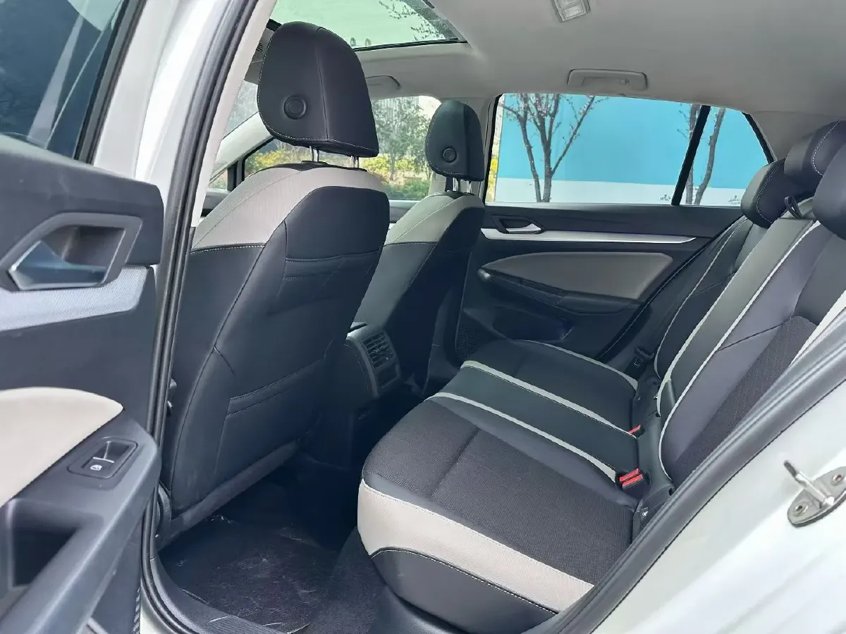 2021 Volkswagen Golf 1.4T 150HP L4 7DCT,autocango,china used car exporter,china ev exporter,chinese used car exporter,chinese used ev exporter