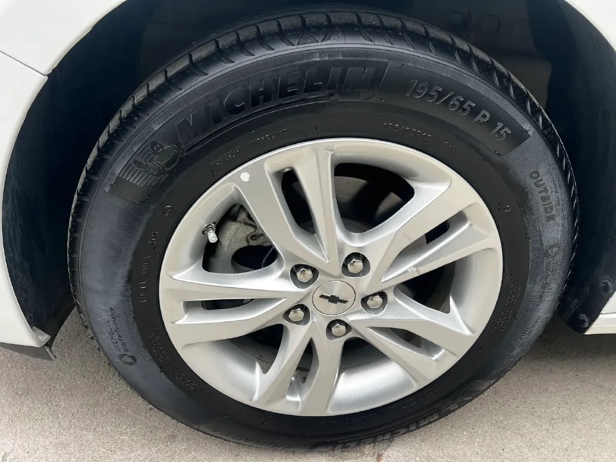 2019 Chevrolet Cavalier 1.5L 113HP L4 6AT,autocango,china used car exporter,china ev exporter,chinese used car exporter,chinese used ev exporter