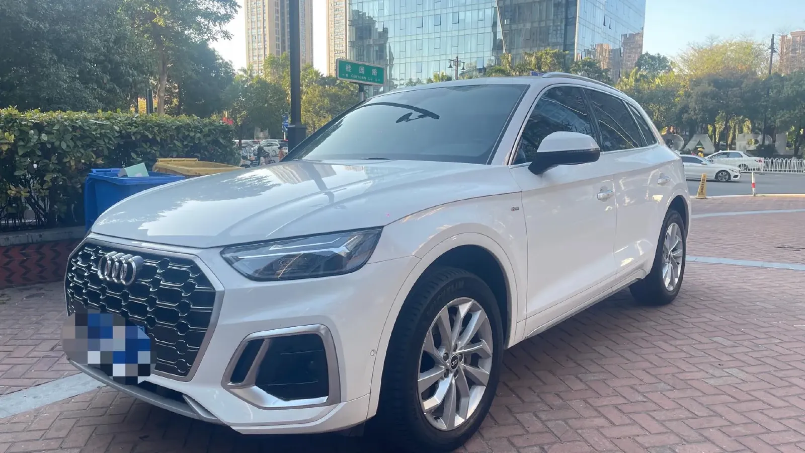 2022 Audi Q5L 2.0T 190HP L4 7DCT,autocango,china used car exporter,china ev exporter,chinese used car exporter,chinese used ev exporter