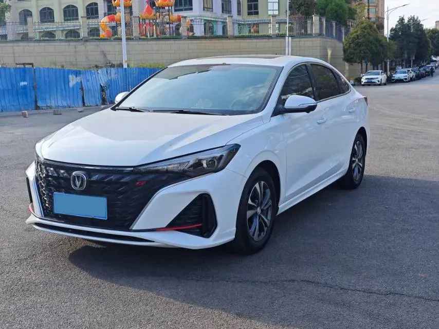 2025 ChangAn Eado 1.4T 160HP L4 7DCT,autocango,china used car exporter,china ev exporter,chinese used car exporter,chinese used ev exporter