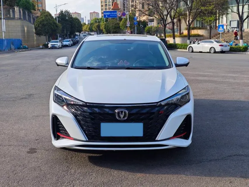 2025 ChangAn Eado 1.4T 160HP L4 7DCT,autocango,china used car exporter,china ev exporter,chinese used car exporter,chinese used ev exporter