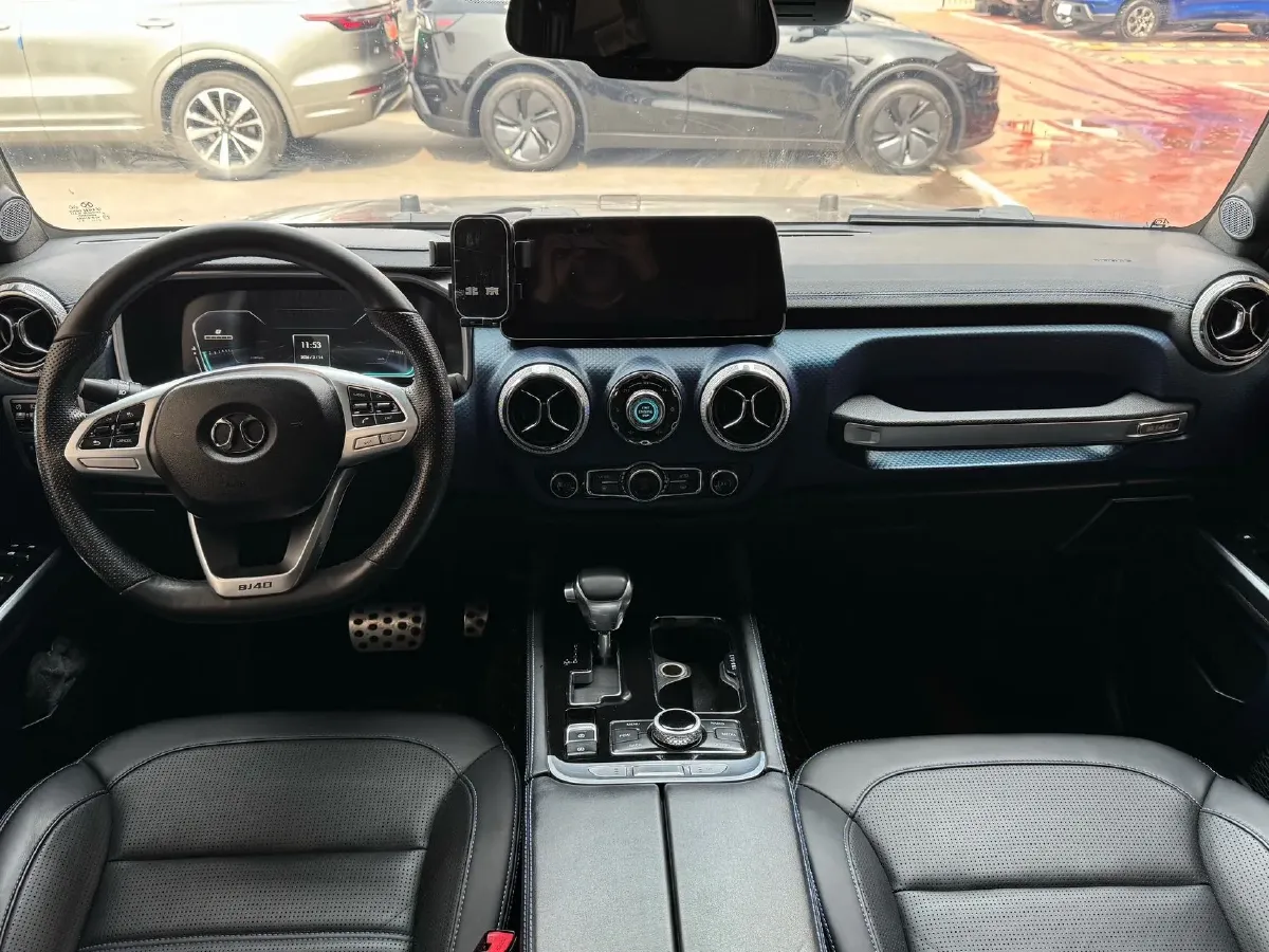 2018 Beijing BJ40 2.3T 250HP L4 6AT,autocango,china used car exporter,china ev exporter,chinese used car exporter,chinese used ev exporter