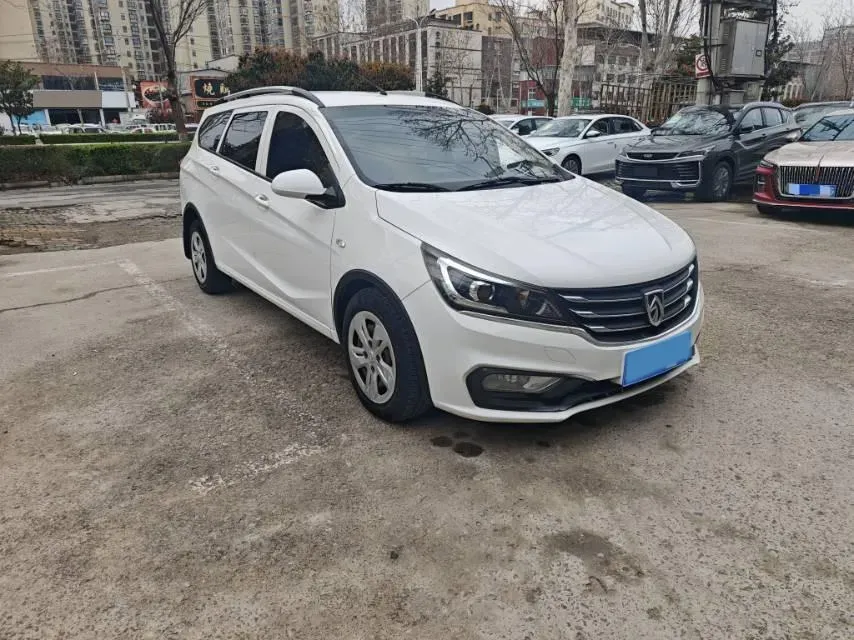 2017 BaoJun 310W 1.5L 112HP L4 6MT,autocango,china used car exporter,china ev exporter,chinese used car exporter,chinese used ev exporter