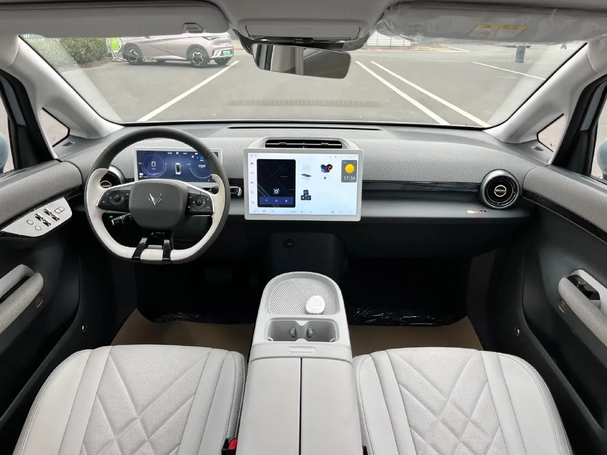 2024 ARCFOX KAOLA S BEV 58.8KWH,autocango,china used car exporter,china ev exporter,chinese used car exporter,chinese used ev exporter