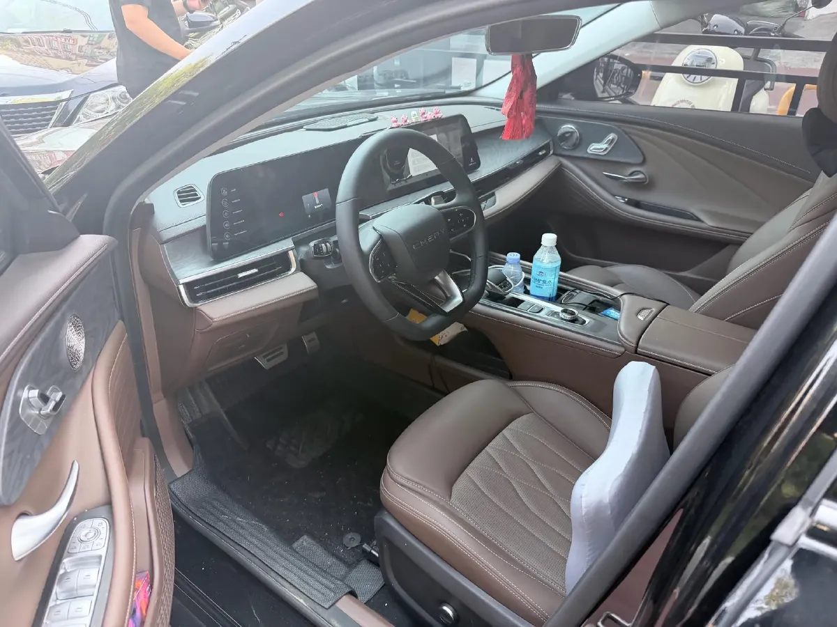 2024 Chery Arrizo 8 2.0T 254HP L4 8AT,autocango,china used car exporter,china ev exporter,chinese used car exporter,chinese used ev exporter