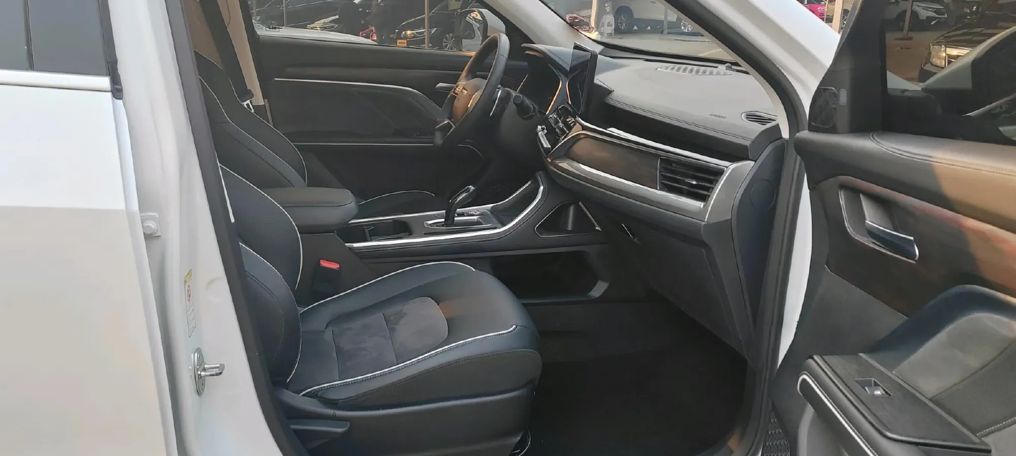 2021 Haval H6 1.5T 150HP L4 7DCT,autocango,china used car exporter,china ev exporter,chinese used car exporter,chinese used ev exporter