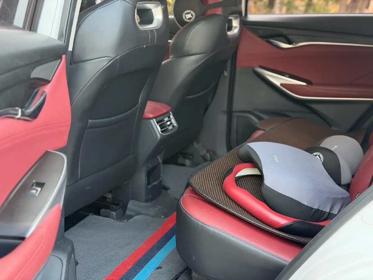 2020 ChangAn CS75 Plus 2.0T 233HP L4 8AT,autocango,china used car exporter,china ev exporter,chinese used car exporter,chinese used ev exporter