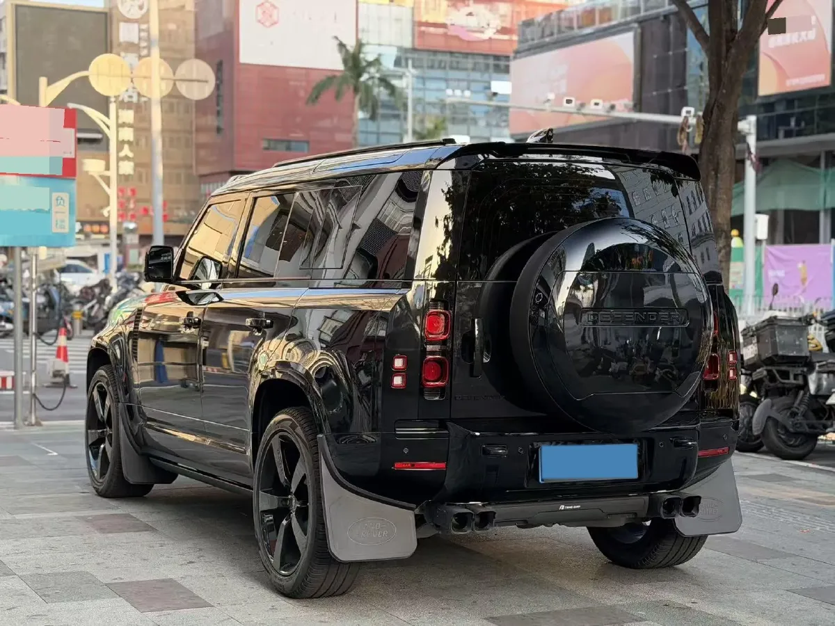 2025 Land Rover Defender 3.0T 400HP L6 8AT,autocango,china used car exporter,china ev exporter,chinese used car exporter,chinese used ev exporter