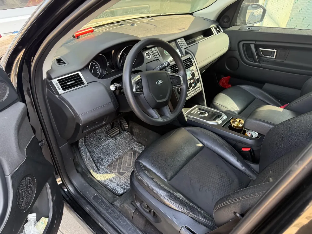 2018 Land Rover Discovery Sport 2.0T 241HP L4 9AT,autocango,china used car exporter,china ev exporter,chinese used car exporter,chinese used ev exporter