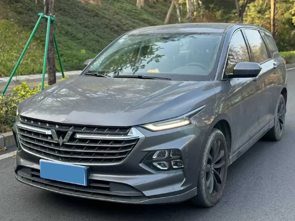 2020 WuLing KaiJie 1.5T 147HP L4 CVT,autocango,china used car exporter,china ev exporter,chinese used car exporter,chinese used ev exporter