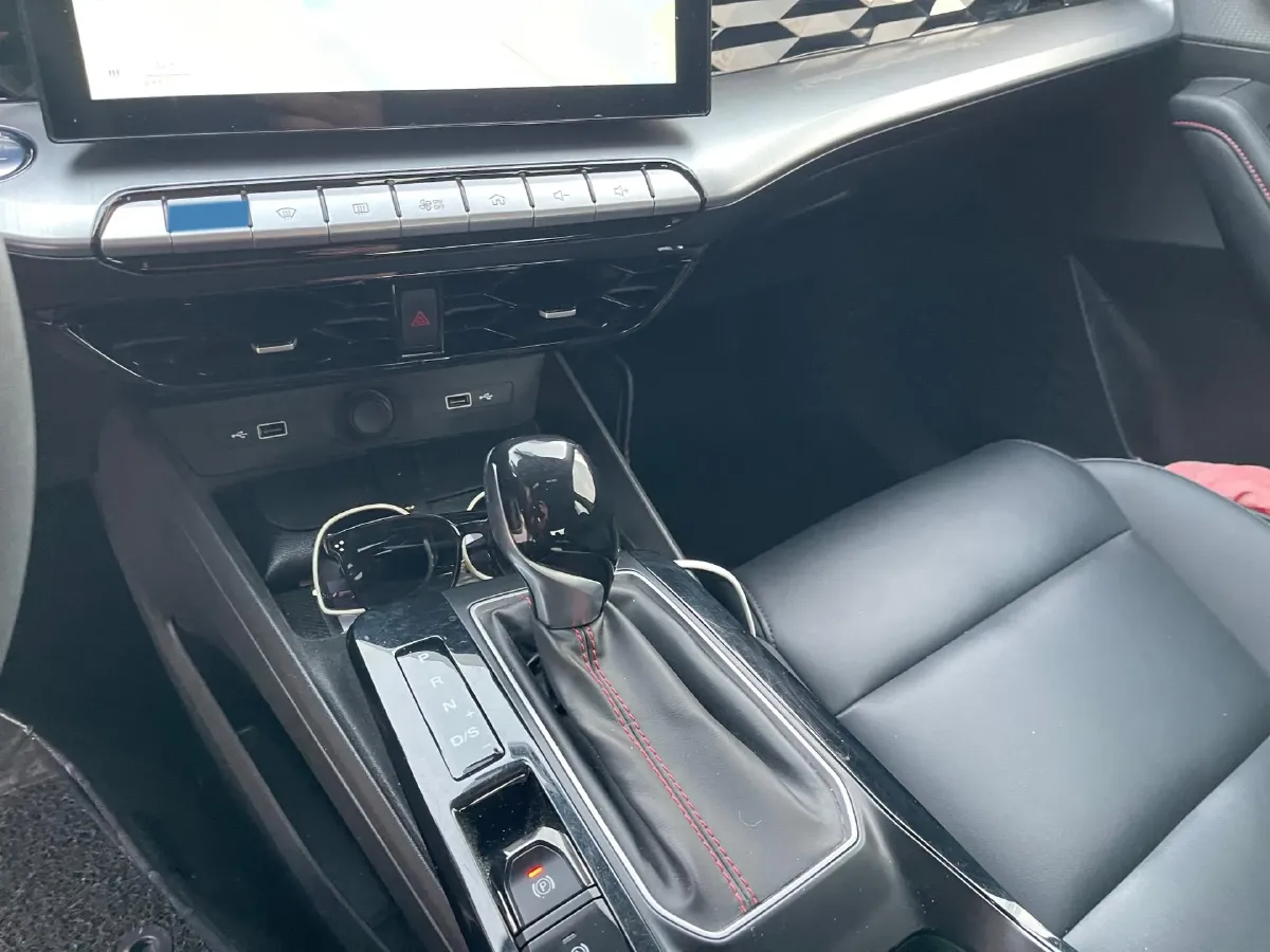 2021 MG 5 1.5L 120HP L4 CVT,autocango,china used car exporter,china ev exporter,chinese used car exporter,chinese used ev exporter