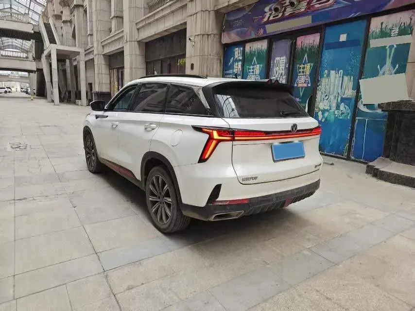2022 ChangAn CS75 Plus 1.5T 188HP L4 8AT,autocango,china used car exporter,china ev exporter,chinese used car exporter,chinese used ev exporter