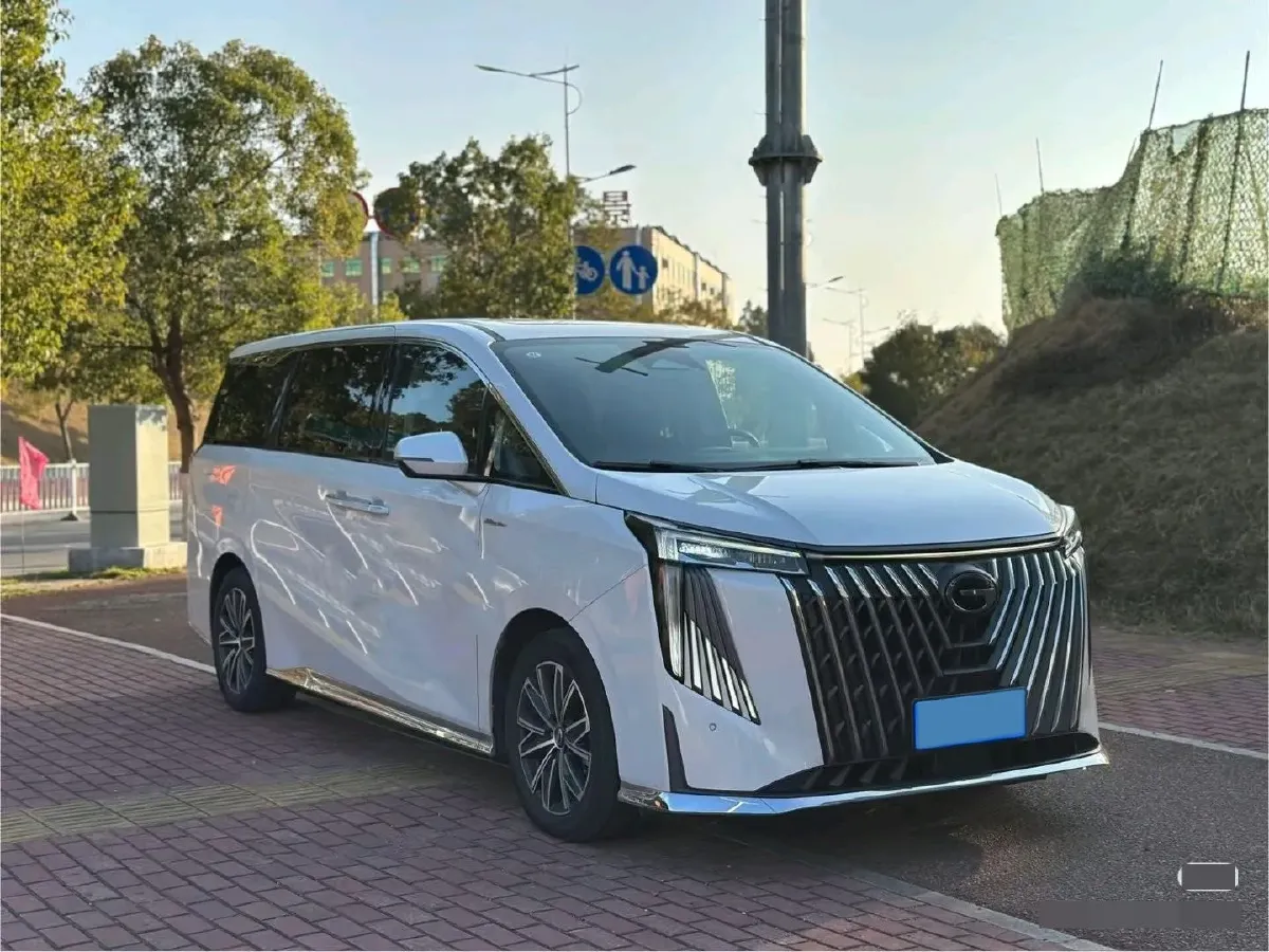 2024 GAC Trumpchi M8 2.0T 252HP L4 8AT,autocango,china used car exporter,china ev exporter,chinese used car exporter,chinese used ev exporter