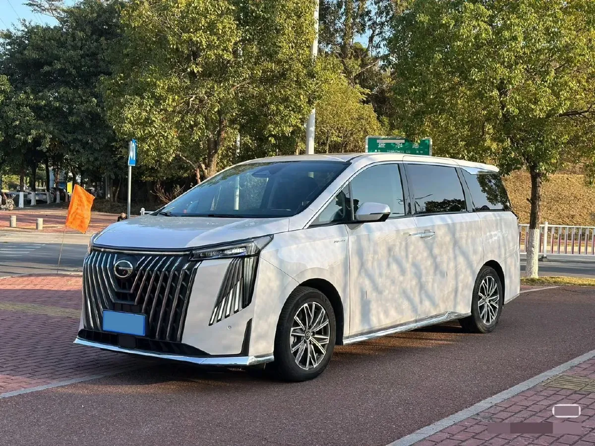 2024 GAC Trumpchi M8 2.0T 252HP L4 8AT,autocango,china used car exporter,china ev exporter,chinese used car exporter,chinese used ev exporter