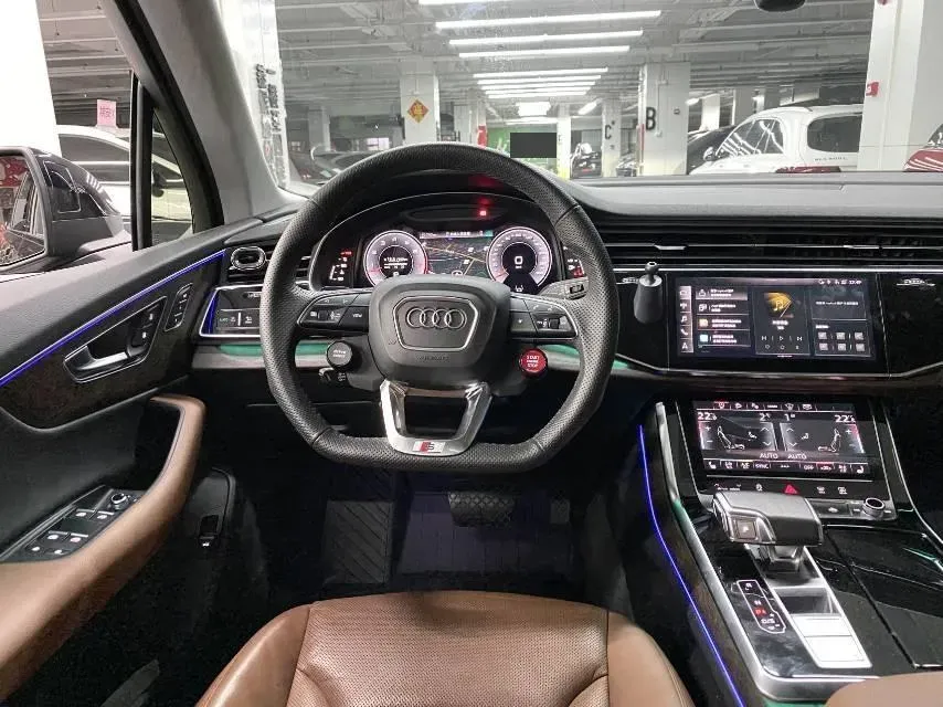 2021 Audi Q7 3.0T 340HP V6 8AT,autocango,china used car exporter,china ev exporter,chinese used car exporter,chinese used ev exporter