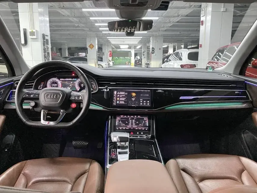 2021 Audi Q7 3.0T 340HP V6 8AT,autocango,china used car exporter,china ev exporter,chinese used car exporter,chinese used ev exporter