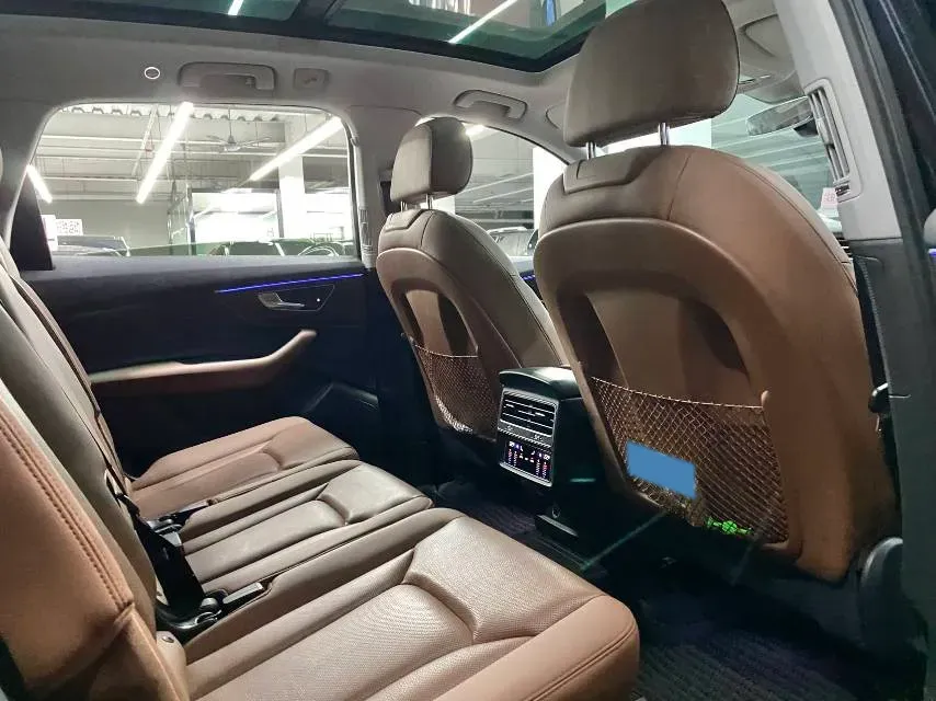 2021 Audi Q7 3.0T 340HP V6 8AT,autocango,china used car exporter,china ev exporter,chinese used car exporter,chinese used ev exporter