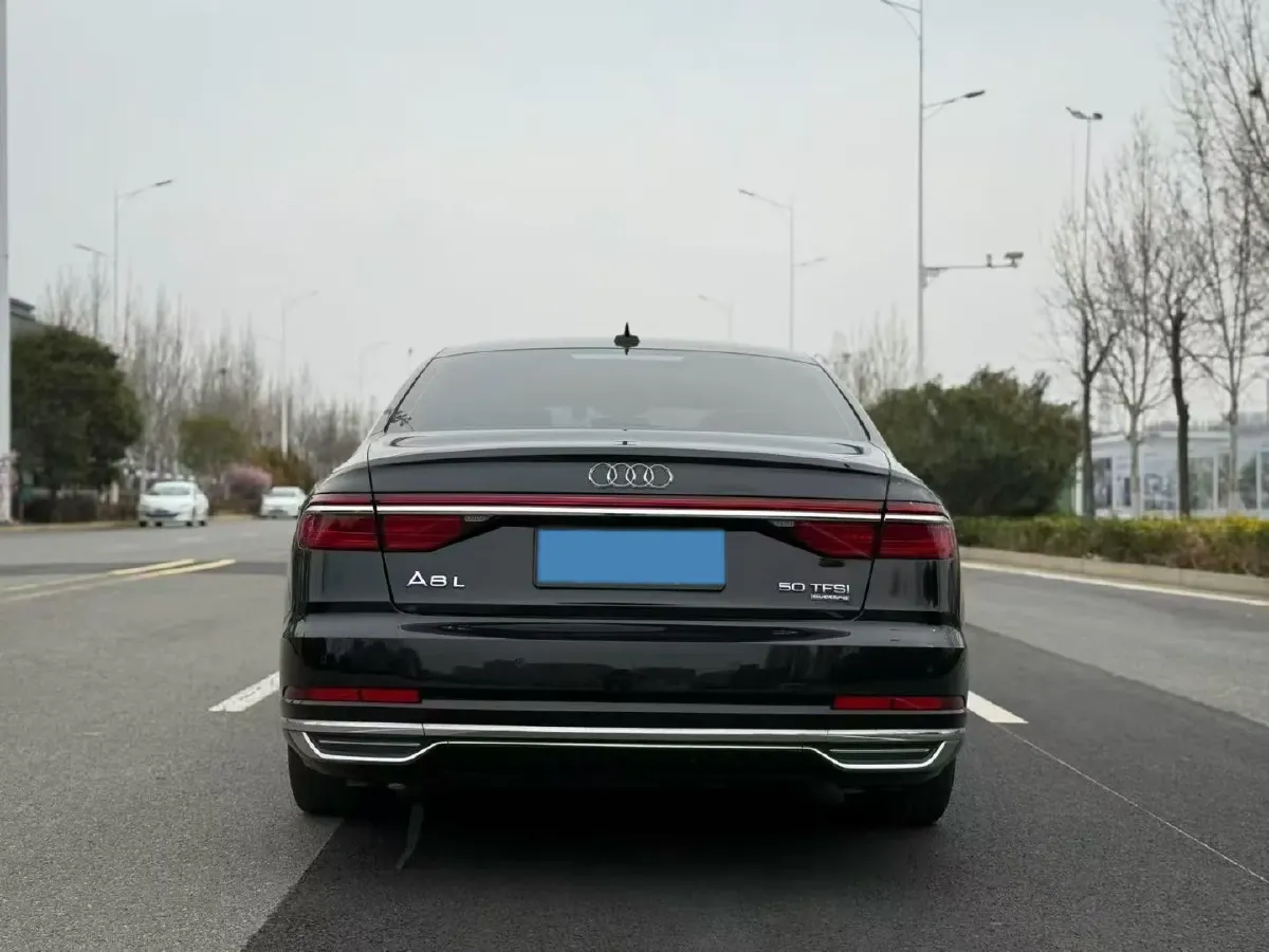 2021 Audi A8 3.0T 286HP V6 8AT,autocango,china used car exporter,china ev exporter,chinese used car exporter,chinese used ev exporter