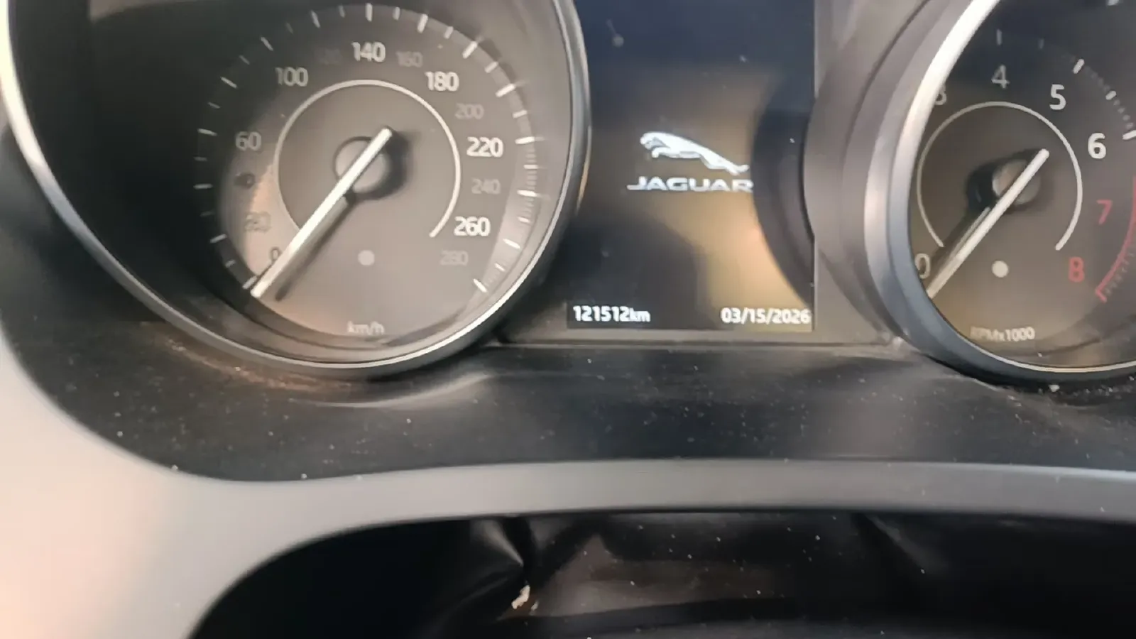 2018 Jaguar E-PACE 2.0T 249HP L4 9AT,autocango,china used car exporter,china ev exporter,chinese used car exporter,chinese used ev exporter