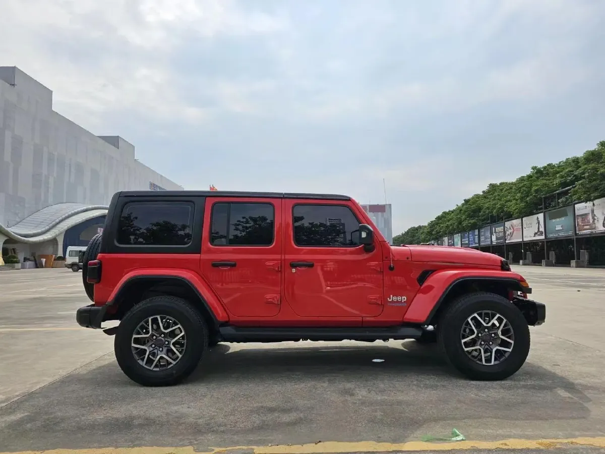 2021 Jeep Wrangler 2.0T 266HP L4 8AT PHEV 17KWH,autocango,china used car exporter,china ev exporter,chinese used car exporter,chinese used ev exporter