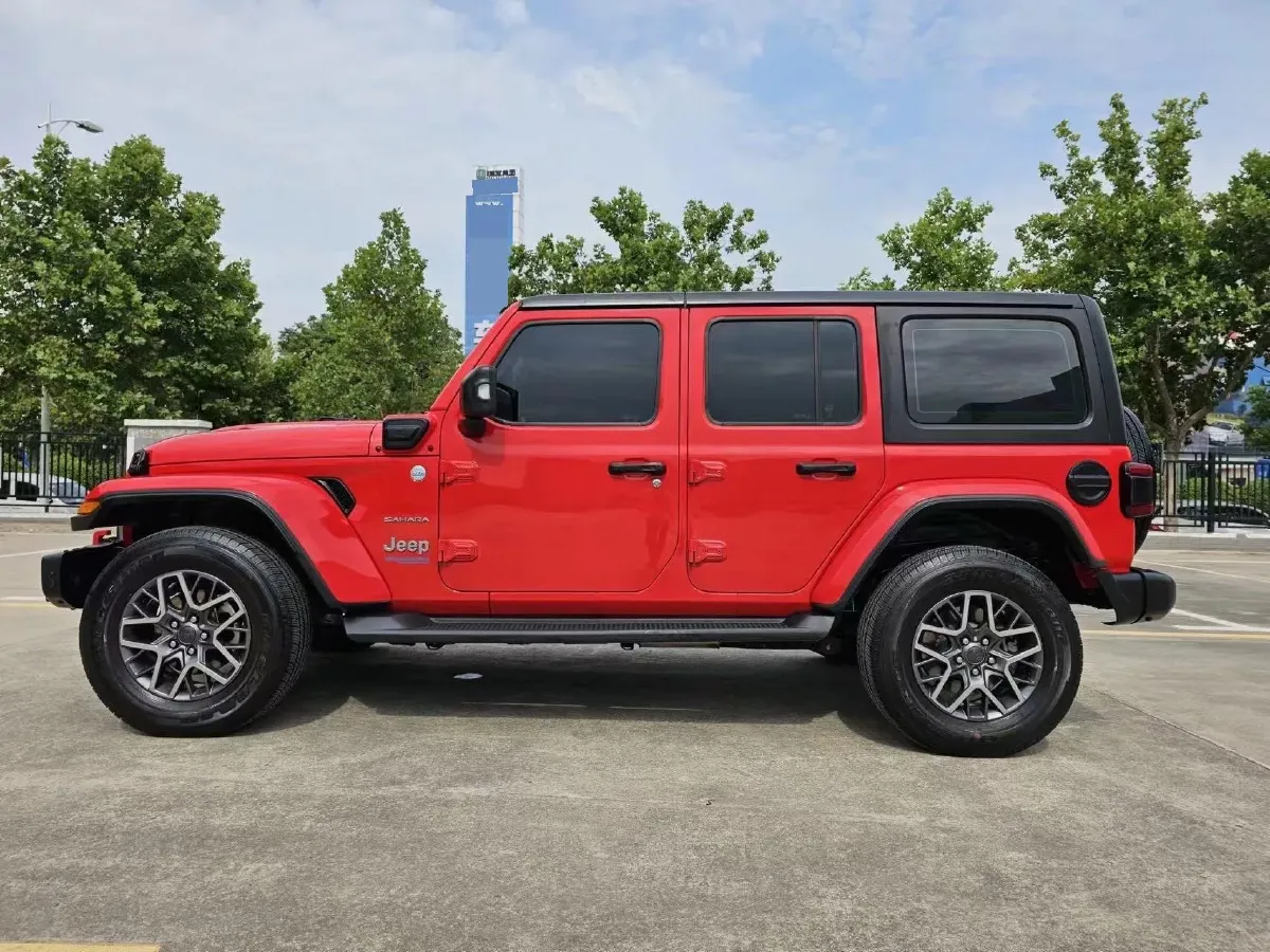 2021 Jeep Wrangler 2.0T 266HP L4 8AT PHEV 17KWH,autocango,china used car exporter,china ev exporter,chinese used car exporter,chinese used ev exporter