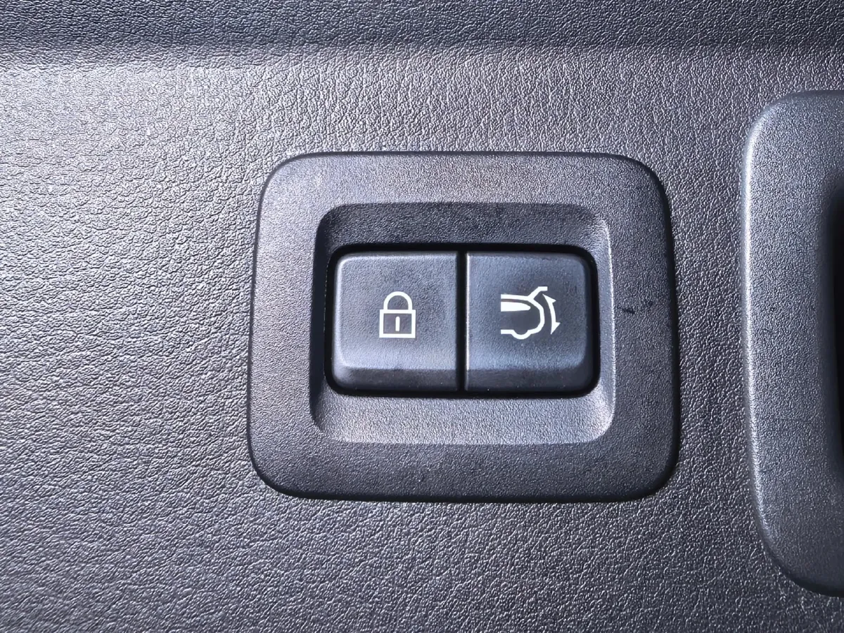 2023 Mazda CX-50 2.0L 155HP L4 6AT,autocango,china used car exporter,china ev exporter,chinese used car exporter,chinese used ev exporter