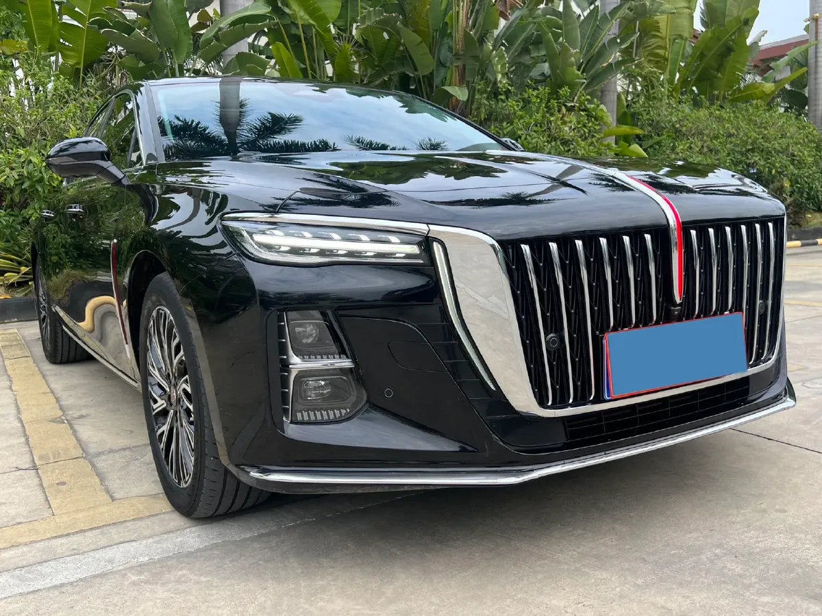 2023 HongQi H5 2.0T 224HP L4 8AT,autocango,china used car exporter,china ev exporter,chinese used car exporter,chinese used ev exporter