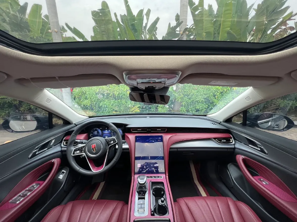 2023 HongQi H5 2.0T 224HP L4 8AT,autocango,china used car exporter,china ev exporter,chinese used car exporter,chinese used ev exporter