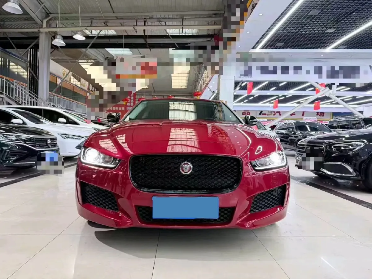 2018 Jaguar F-PACE 2.0T 250HP L4 8AT,autocango,china used car exporter,china ev exporter,chinese used car exporter,chinese used ev exporter