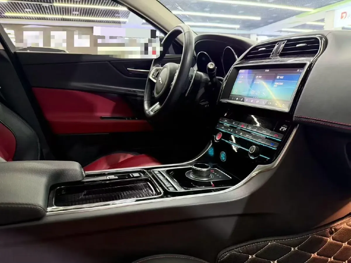 2018 Jaguar F-PACE 2.0T 250HP L4 8AT,autocango,china used car exporter,china ev exporter,chinese used car exporter,chinese used ev exporter