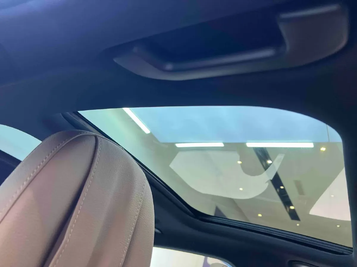 2024 Mercedes-Benz E Class 2.0T 204HP L4 9AT PHEV 25.4KWH,autocango,china used car exporter,china ev exporter,chinese used car exporter,chinese used ev exporter