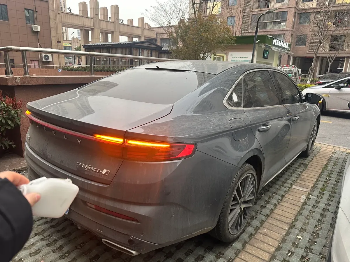 2023 Geely Preface 2.0T 190HP L4 7DCT,autocango,china used car exporter,china ev exporter,chinese used car exporter,chinese used ev exporter