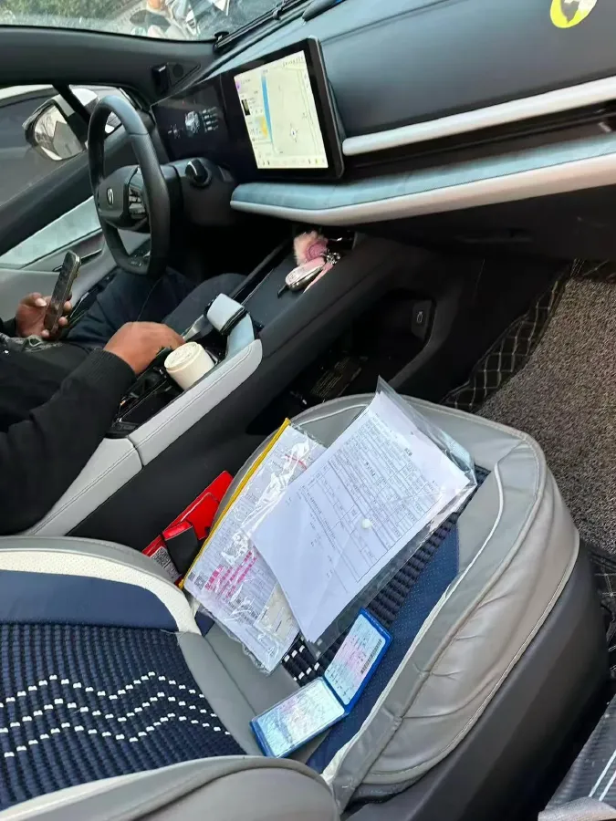 2023 ChangAn UNI-T 1.5T 188HP L4 7DCT,autocango,china used car exporter,china ev exporter,chinese used car exporter,chinese used ev exporter