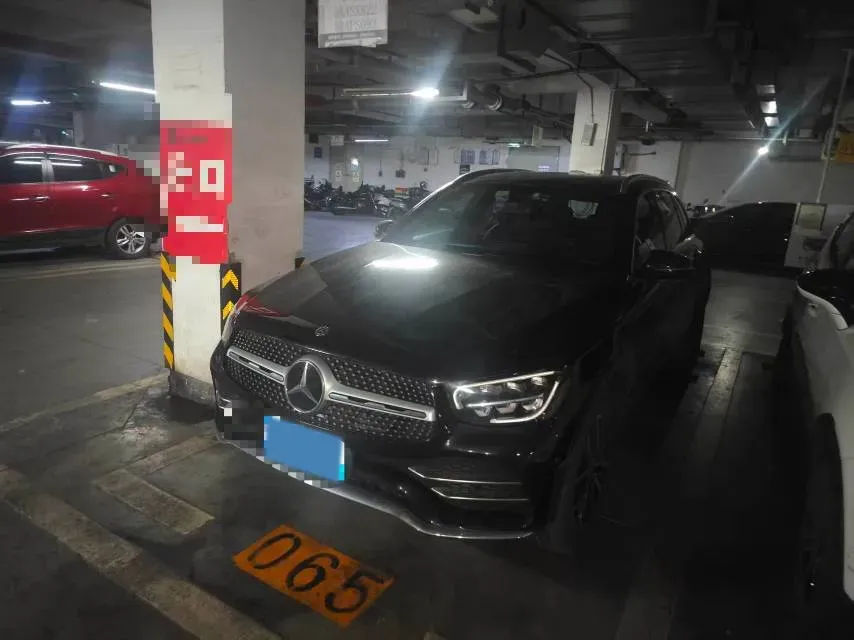 2021 Mercedes-Benz GLC Class 2.0T 197HP L4 9AT,autocango,china used car exporter,china ev exporter,chinese used car exporter,chinese used ev exporter