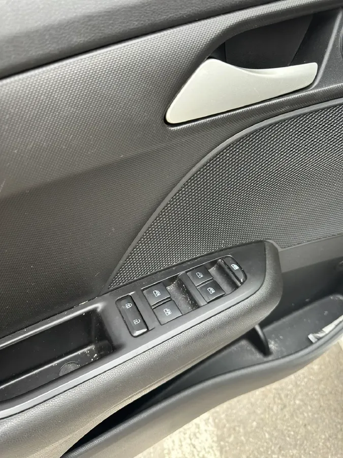 2018 Chevrolet Cavalier 1.5L 113HP L4 6AT,autocango,china used car exporter,china ev exporter,chinese used car exporter,chinese used ev exporter