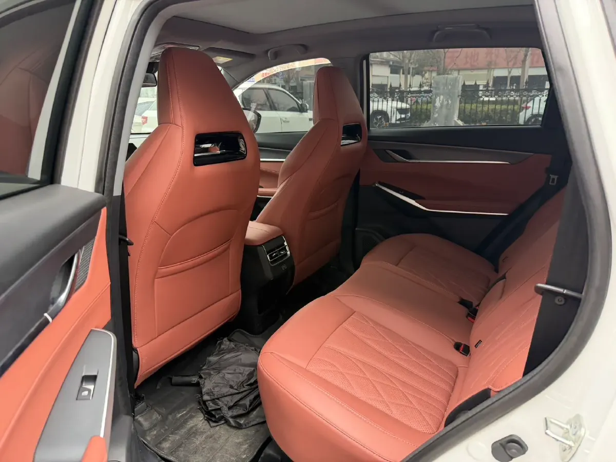 2024 ChangAn CS75 Plus 1.5T 188HP L4 8AT,autocango,china used car exporter,china ev exporter,chinese used car exporter,chinese used ev exporter