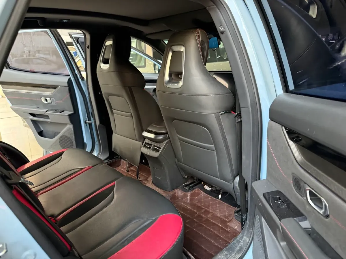 2022 Jetour DASHING 1.6T 197HP L4 7DCT,autocango,china used car exporter,china ev exporter,chinese used car exporter,chinese used ev exporter