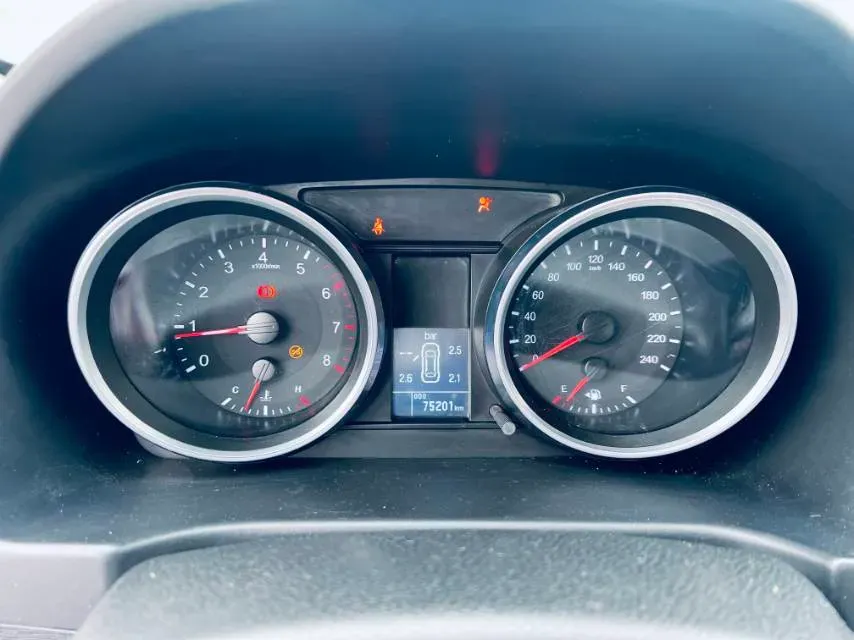 2019 Haval M6 1.5T 150HP L4 6MT,autocango,china used car exporter,china ev exporter,chinese used car exporter,chinese used ev exporter