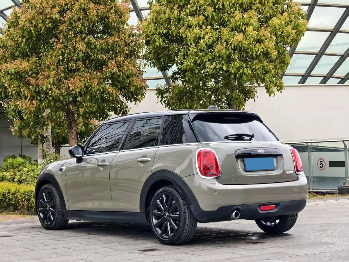 2020 MINI MINI 1.5T 136HP L3 7DCT,autocango,china used car exporter,china ev exporter,chinese used car exporter,chinese used ev exporter