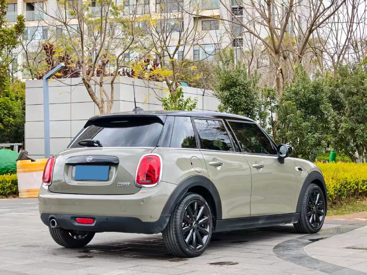 2020 MINI MINI 1.5T 136HP L3 7DCT,autocango,china used car exporter,china ev exporter,chinese used car exporter,chinese used ev exporter