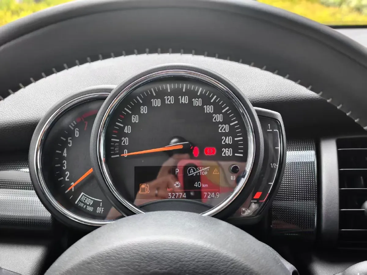 2020 MINI MINI 1.5T 136HP L3 7DCT,autocango,china used car exporter,china ev exporter,chinese used car exporter,chinese used ev exporter