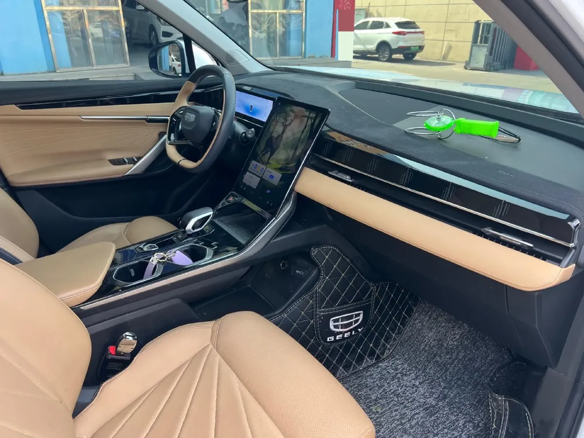 2023 Geely StarRay 1.5T 181HP L4 7DCT,autocango,china used car exporter,china ev exporter,chinese used car exporter,chinese used ev exporter