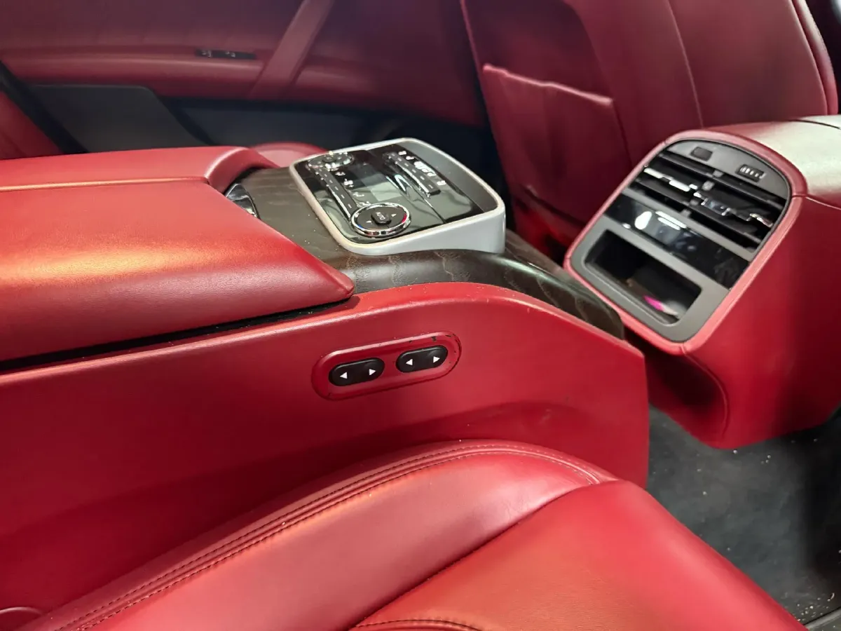 2019 Maserati Quattroporte 3.0T 430HP V6 8AT,autocango,china used car exporter,china ev exporter,chinese used car exporter,chinese used ev exporter