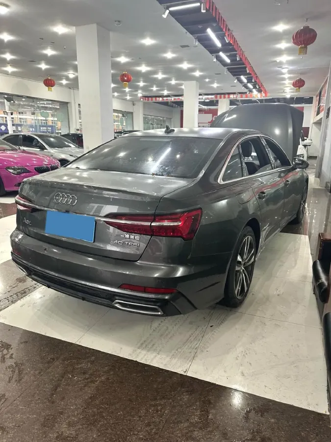 2021 Audi A6L 2.0T 190HP L4 7DCT,autocango,china used car exporter,china ev exporter,chinese used car exporter,chinese used ev exporter