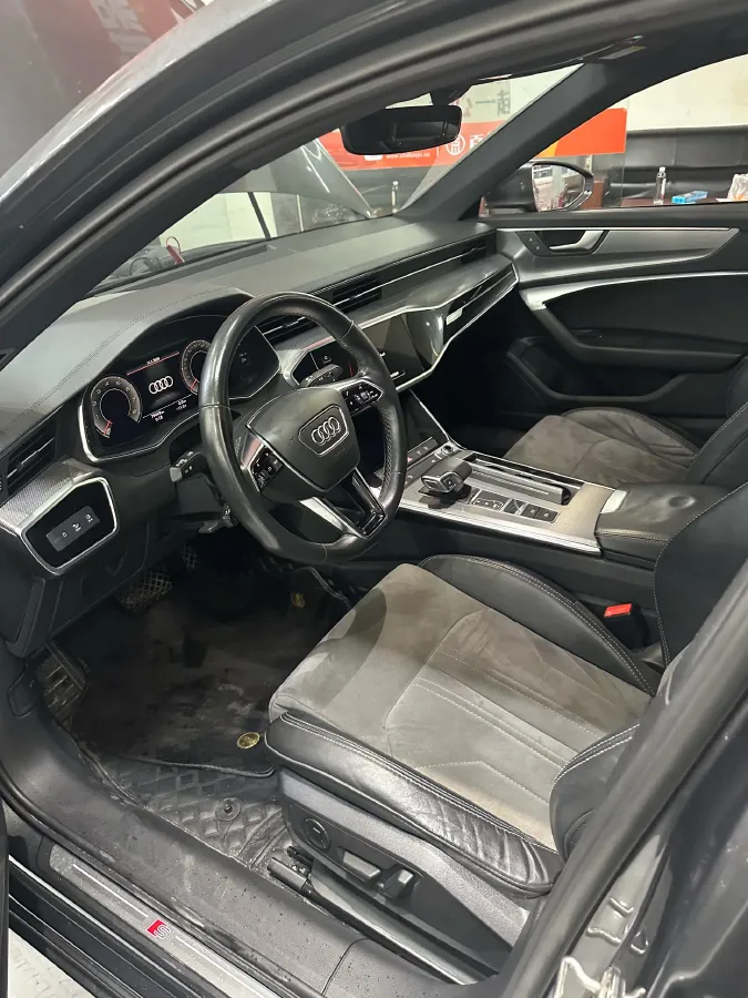 2021 Audi A6L 2.0T 190HP L4 7DCT,autocango,china used car exporter,china ev exporter,chinese used car exporter,chinese used ev exporter