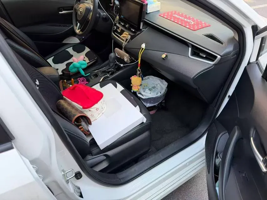 2021 Toyota Corolla 1.2T 116HP L4 CVT,autocango,china used car exporter,china ev exporter,chinese used car exporter,chinese used ev exporter