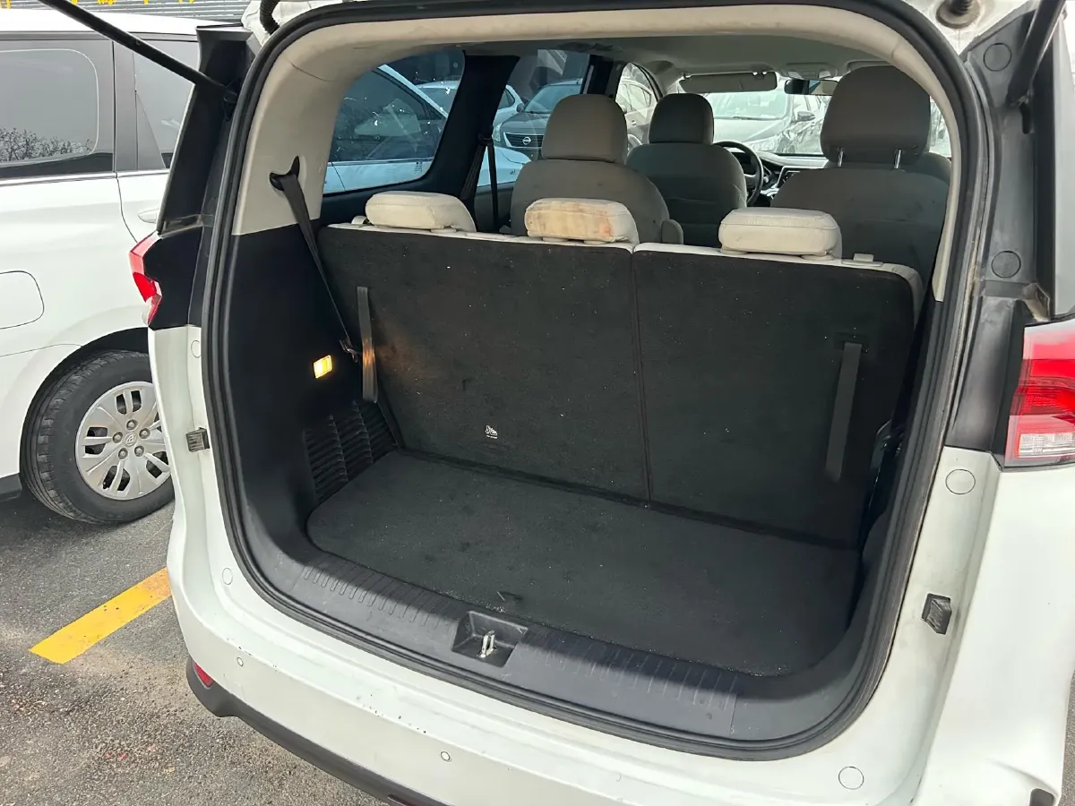 2023 MAXUS G50 1.5T 181HP L4 6MT,autocango,china used car exporter,china ev exporter,chinese used car exporter,chinese used ev exporter