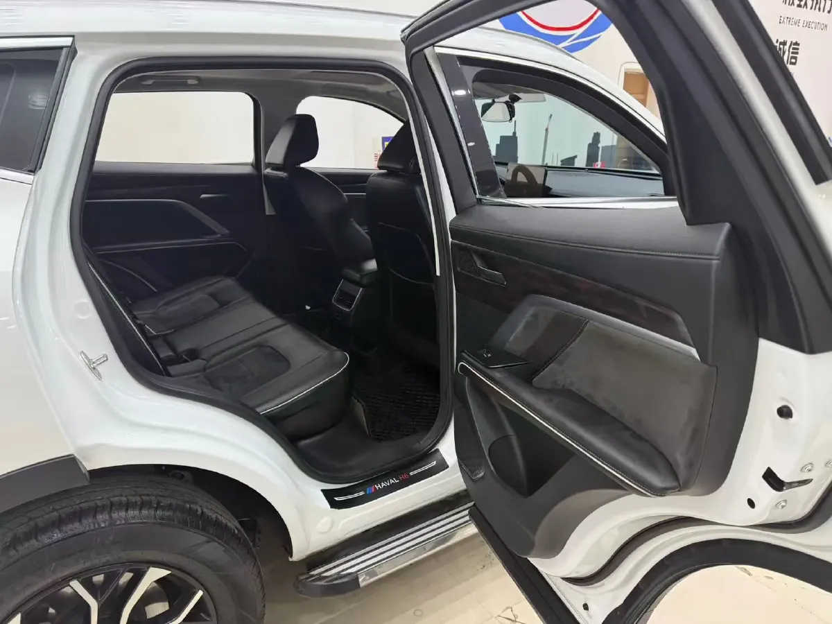 2023 Haval H6 1.5T 150HP L4 7DCT,autocango,china used car exporter,china ev exporter,chinese used car exporter,chinese used ev exporter