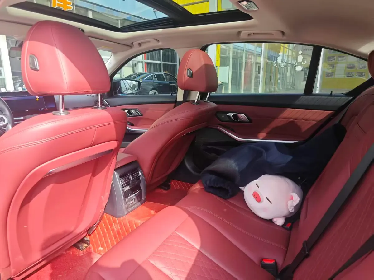 2023 BMW 3 Series 2.0T 184HP L4 8AT,autocango,china used car exporter,china ev exporter,chinese used car exporter,chinese used ev exporter