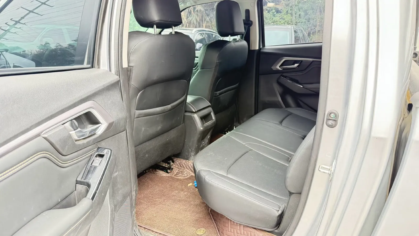 2023 JAC T8 2.0T 170HP L4 8AT,autocango,china used car exporter,china ev exporter,chinese used car exporter,chinese used ev exporter